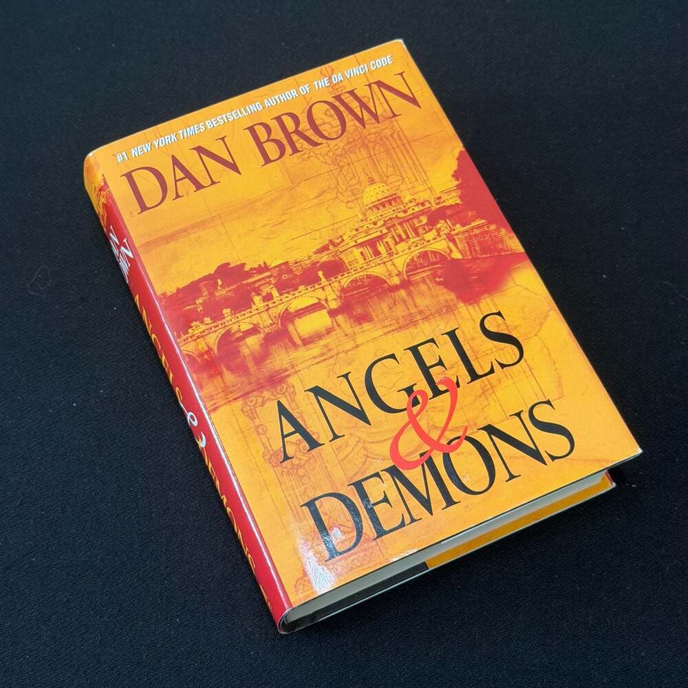 2000 Angels & Demons by Dan Brown First Hardcover Edition